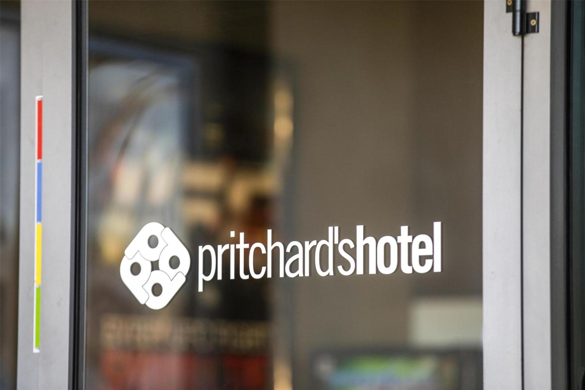 Nightcap At Pritchards Hotel Mount Pritchard Экстерьер фото